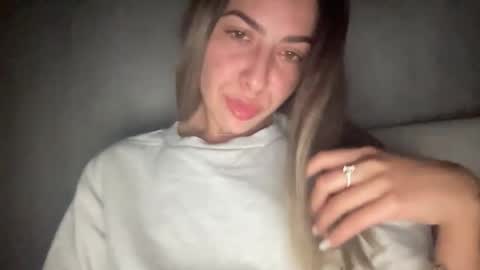 Sarrah online show from 09/16/25, 08:32