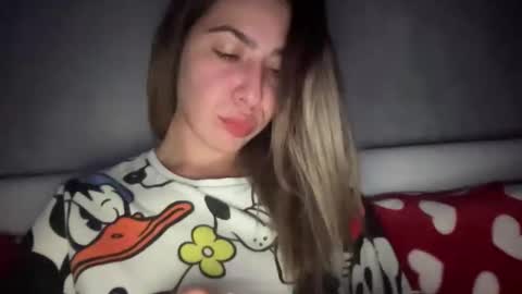 Sarrah online show from 11/02/25, 09:39