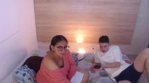 Snapshot of sasahsalomefon chatting on 08/05/26, 03:09 Sasha Y Felipe online show from 08/05/26, 03:09