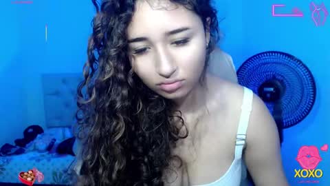 Snapshot of sasha_17_ chatting on 10/03/25, 11:40 Sofia online show from 10/03/25, 11:40