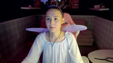 sasha  meow online show from 12/15/25, 10:52