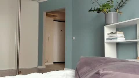 Sasha online show from 02/03/25, 09:19