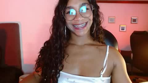 sasha_bowei online show from 10/21/25, 02:12