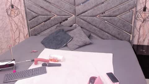 Sasha  online show from 03/29/26, 07:47