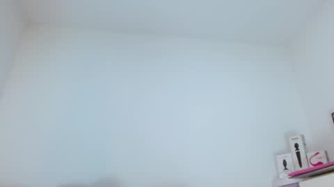 Sasha Creamy online show from 02/25/25, 03:42