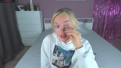 Sasha online show from 02/13/26, 03:52