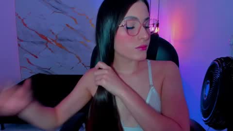 Sasha online show from 09/27/25, 10:59