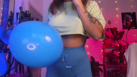 Alexandra Sasha in short online show from 12/09/24, 07:39