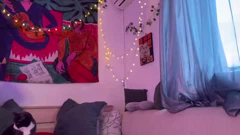 Alexandra Sasha in short online show from 12/12/24, 07:19