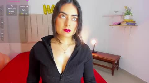 Sashaa online show from 10/14/25, 11:44