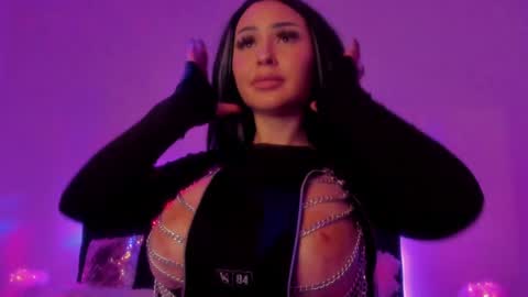   Sasha   online show from 12/07/24, 07:27