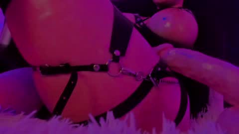   Sasha   online show from 02/03/25, 04:57