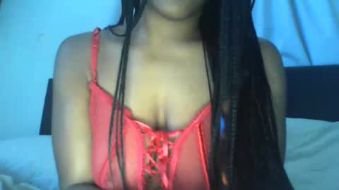 Snapshot of sashaforeever chatting on 01/11/26, 04:01 SASHAFOREEVER online show from 01/11/26, 04:01