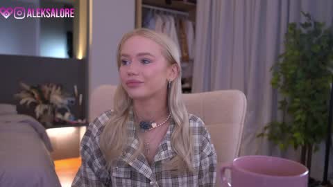 sashalore online show from 03/31/26, 02:35