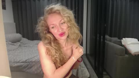 Sasha online show from 04/06/26, 04:52