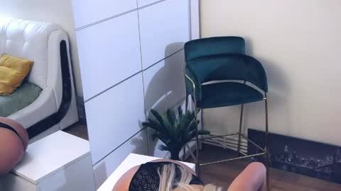 Sasha online show from 04/28/26, 07:52