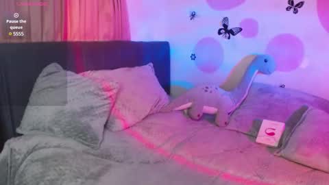 Snapshot of sashaweb chatting on 02/22/25, 02:17 Sasha Independent model online show from 02/22/25, 02:17