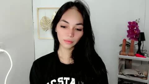 Sashi online show from 09/17/25, 06:09