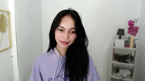 Sashi online show from 12/17/25, 08:26