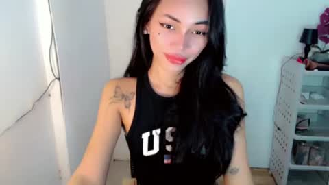 Snapshot of sashifoxdoll_ chatting on 05/28/26, 10:18 Sashi online show from 05/28/26, 10:18