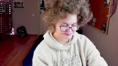 .Alexandra online show from 12/18/24, 02:10