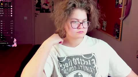 .Alexandra online show from 01/12/25, 01:48