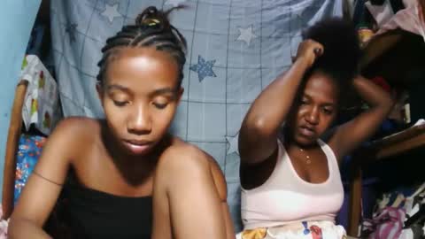 sasivia08 online show from 04/18/26, 07:58