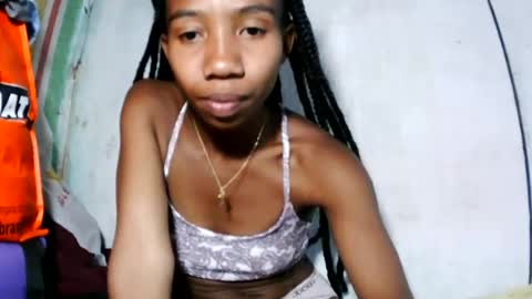 Snapshot of sasivia08 chatting on 06/12/26, 05:12 sasivia08 online show from 06/12/26, 05:12