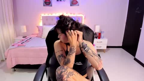 saskia_vellour online show from 03/14/26, 12:21