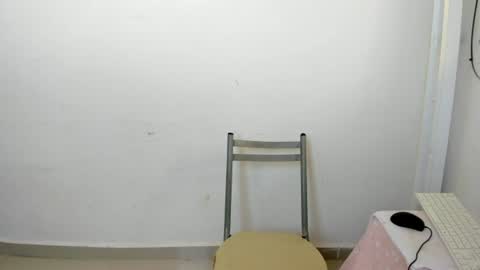 Snapshot of saskya13 chatting on 07/06/26, 03:47 saskya13 online show from 07/06/26, 03:47