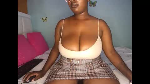 Snapshot of sassy100936 chatting on 02/17/26, 04:42 Spicyd online show from 02/17/26, 04:42