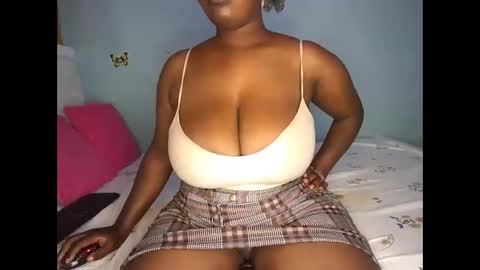 Snapshot of sassy100936 chatting on 02/28/26, 06:03 Spicyd online show from 02/28/26, 06:03