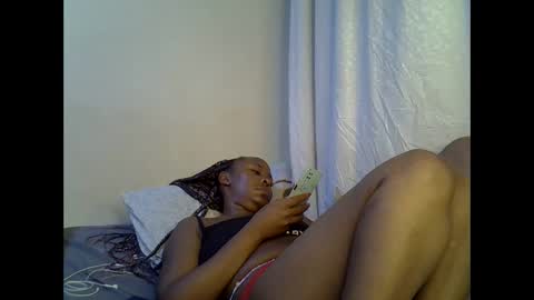 sassy_bella online show from 12/15/25, 02:27