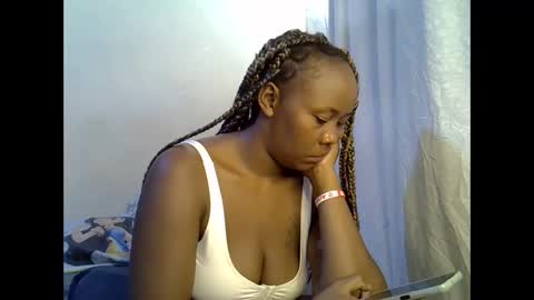 sassy_bella online show from 12/18/25, 06:19