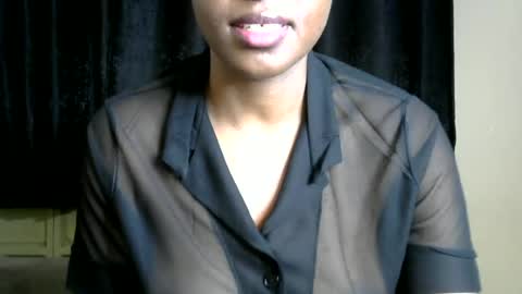 Snapshot of sassy_lyne chatting on 06/26/26, 01:59 sassy_lyne online show from 06/26/26, 01:59
