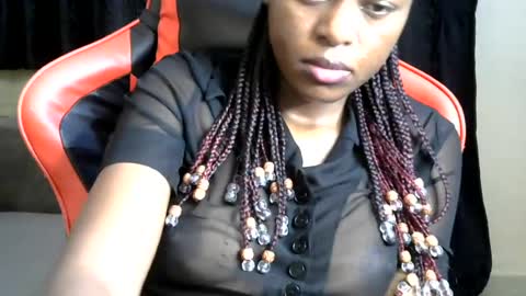 Snapshot of sassy_lyne chatting on 07/10/26, 07:45 sassy_lyne online show from 07/10/26, 07:45