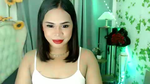 Snapshot of sassy_tinaxx chatting on 01/17/26, 12:10 sassy_tinaxx online show from 01/17/26, 12:10