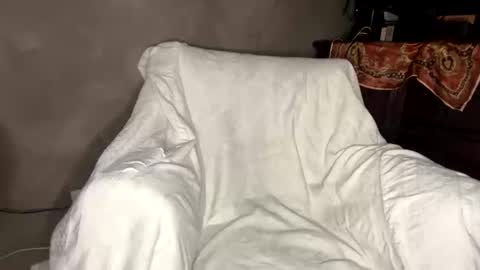 Lilah online show from 11/23/25, 01:05