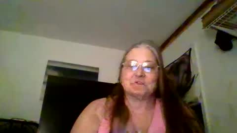 Sassymama82 online show from 04/28/26, 05:45