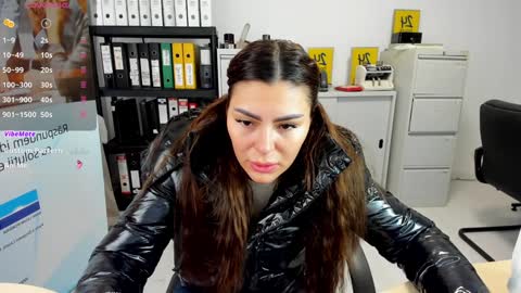 sassytiff online show from 01/21/25, 11:13