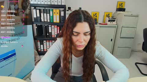 sassytiff online show from 01/28/25, 11:38