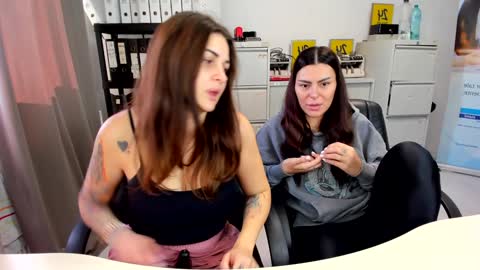 sassytiff online show from 10/20/25, 01:22