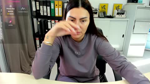 sassytiff online show from 10/30/25, 11:55