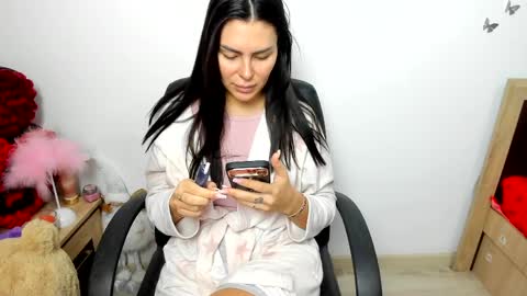 Snapshot of sassytiff chatting on 05/28/26, 11:40 sassytiff online show from 05/28/26, 11:40