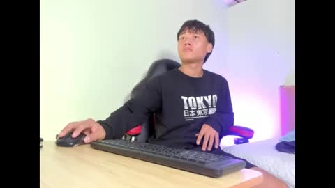 Evans Williams online show from 02/17/25, 07:31