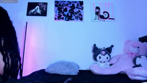 Snapshot of satanbabee_ chatting on 05/14/26, 11:22 im expecting 300 thumbs up on my altar online show from 05/14/26, 11:22