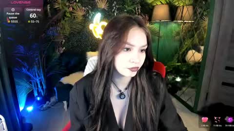   online show from 06/02/26, 03:25