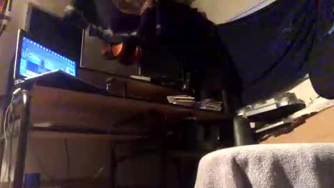 Snapshot of sattebs2 chatting on 10/13/25, 05:57 sattebs online show from 10/13/25, 05:57