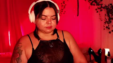 Gina George online show from 12/20/24, 12:19