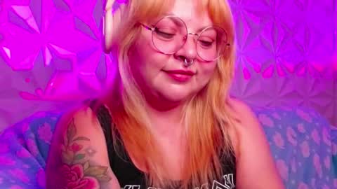 Gina George online show from 09/30/25, 11:10